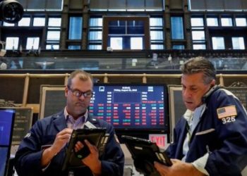 Wall Street cae antes del reporte de Nvidia