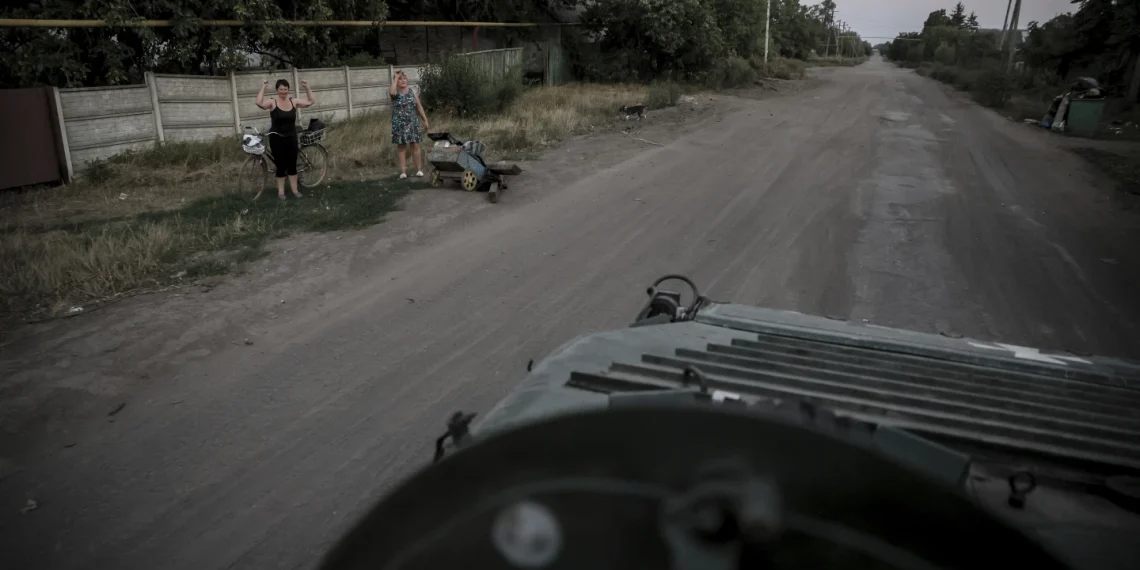 Ucrania Ordena Evacuación de Familias con Niños en Pokrovsk Debido a Avances Rusos