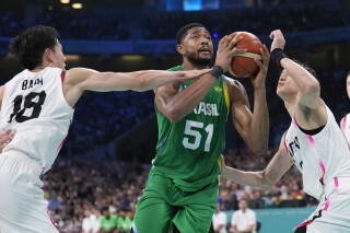 Brasil vence a Japón 102-84 con 33 puntos de Bruno Caboclo
