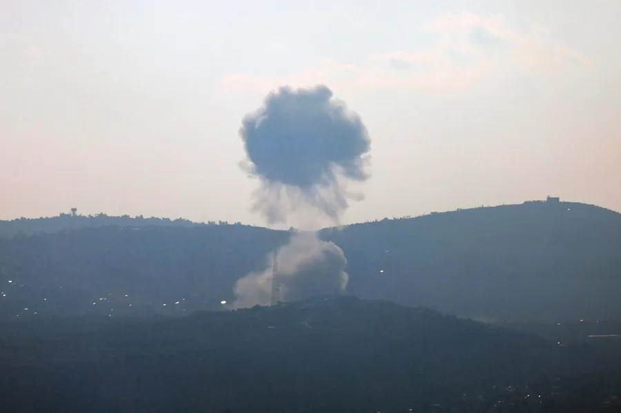Israel Ataca Posiciones de Hizbulá en Líbano Mientras la Tensión Aumenta