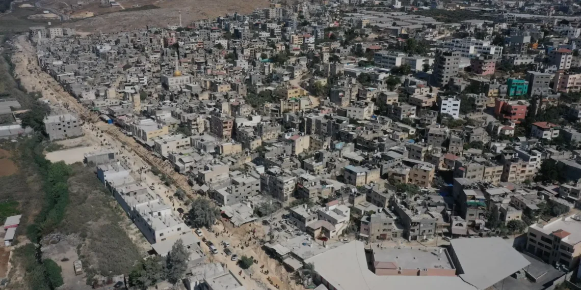 Cinco Palestinos Mueren en Ataque Aéreo Israelí en Cisjordania