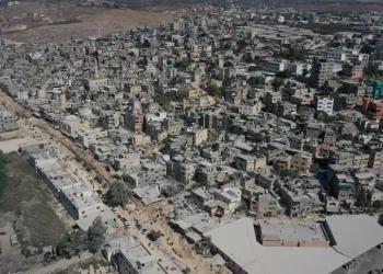 Cinco Palestinos Mueren en Ataque Aéreo Israelí en Cisjordania