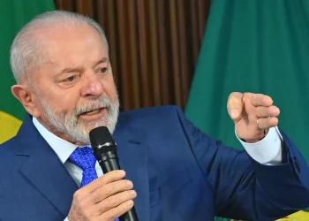 Lula critica el régimen venezolano y exige la publicación de actas electorales