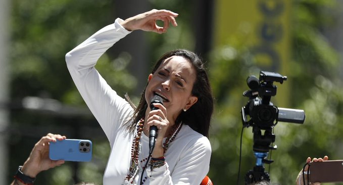 María Corina Machado: “Ningún Gobierno democrático ha reconocido el fraude de Maduro”