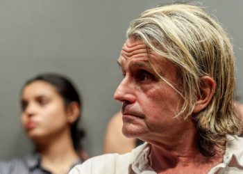 Juez cita de urgencia a los becarios mexicanos de Nacho Cano antes de su regreso a México