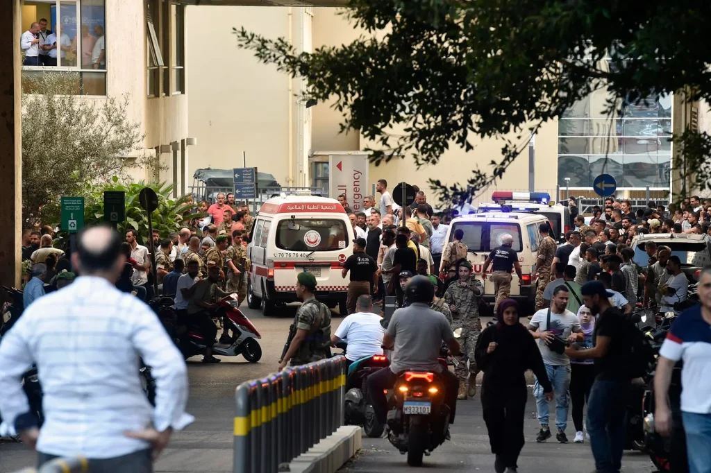 Irán condena las explosiones de buscapersonas en Líbano, atribuyéndolas a un acto terrorista.