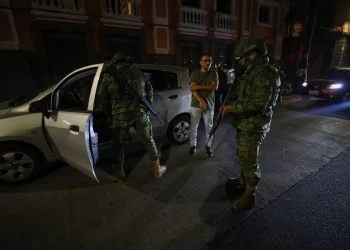 Ecuador enfrenta nuevos apagones programados por crisis energética