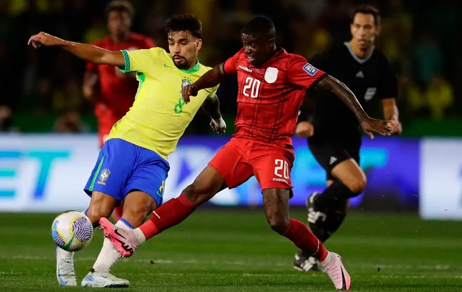 Brasil vence 1-0 a Ecuador con gol de Rodrygo y sube al cuarto lugar en las eliminatorias