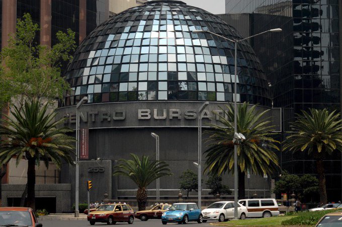 La Bolsa Mexicana de Valores cae en la apertura; Alfa sube más del 12%
