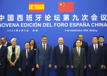 Pedro Sánchez propone colaboración con China para un orden comercial justo