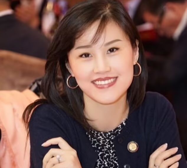 Detienen a exasesora de la gobernadora de Nueva York por vínculos con China