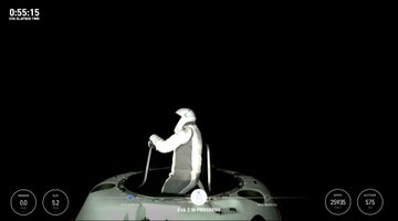 Jared Isaacman y Sarah Gillis Hacen Historia con el Primer Paseo Espacial