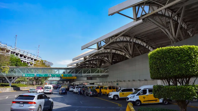 Zonas autorizadas para taxis de plataforma en el AICM