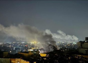 Israel bombardea suburbios al sur de Beirut, cerca del aeropuerto de Líbano