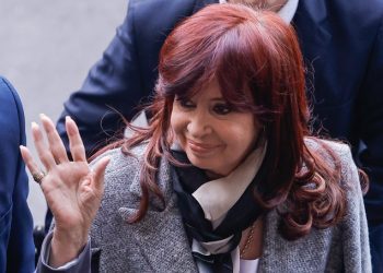 Cristina Fernández critica las políticas económicas de Javier Milei