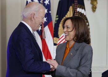 Joe Biden Destaca la Tranquilidad de Kamala Harris Antes del Debate Presidencial