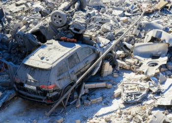 Israel evalúa tregua en Líbano mientras se compromete a continuar la ofensiva