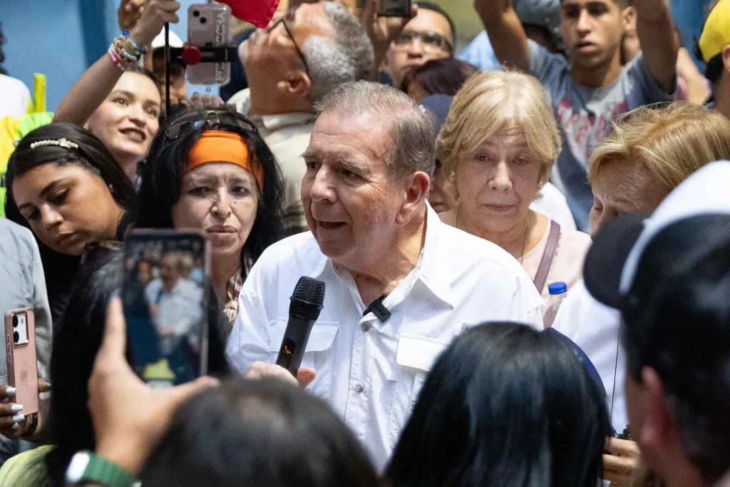 La Asamblea Nacional de Venezuela está en proceso de aprobar una resolución que instará al Gobierno de Nicolás Maduro a cortar todos los lazos con España.