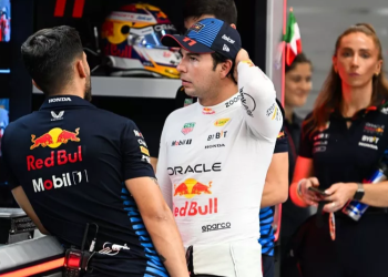 Checo Pérez pide mejoras a Red Bull tras un fin de semana complicado en Singapur
