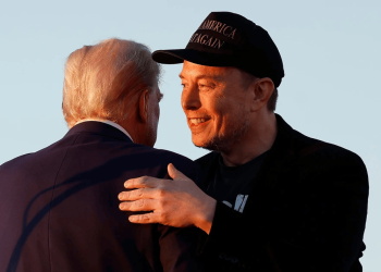 Departamento de Justicia advierte a súper PAC de Musk sobre regalos millonarios