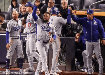 Dodgers se acercan al campeonato tras el HR histórico de Freeman y la actuación de Ohtani