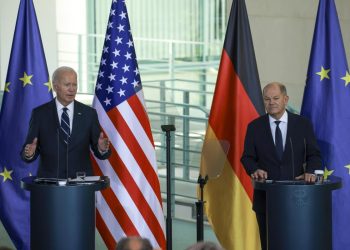 Biden y Scholz consideran la muerte de Sinwar como una oportunidad para la paz en Gaza