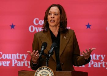 Kamala Harris presenta un estado de salud excelente, según su médico