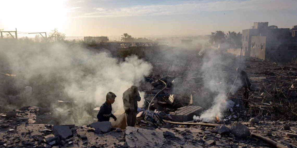 Gaza: Más de 42,000 muertos y 10,000 desaparecidos en 385 días de conflicto