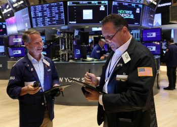 Wall Street comienza la semana al alza, impulsado por expectativas en tecnología