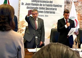 Juan Ramón de la Fuente anuncia observatorio para vigilar leyes antiinmigrantes en EE.UU.