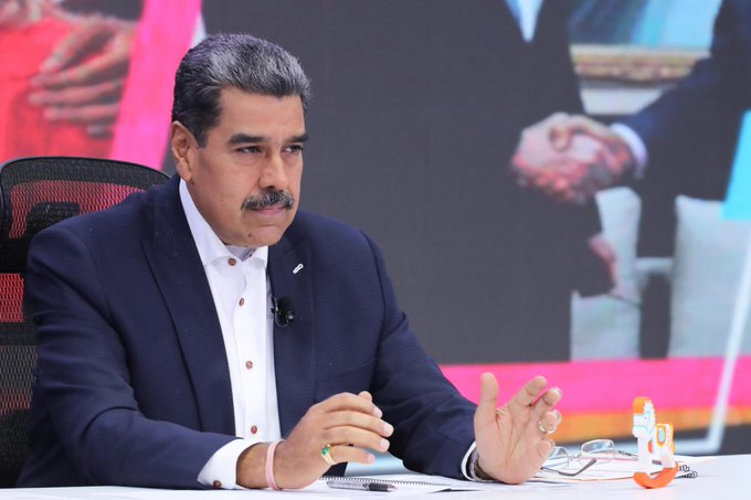 Maduro critica la celebración del 12 de octubre en España y plantea romper relaciones