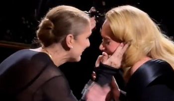 Adele se emociona hasta las lágrimas al reencontrarse con Céline Dion en su concierto