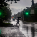 Huracán Milton causa inundaciones y daños leves en Yucatán, sin reportes de fallecimientos.
