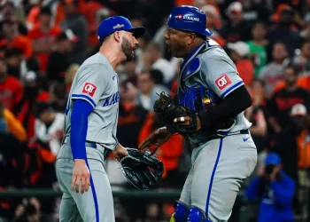 Reales eliminan a Orioles y se enfrentarán a Yanquis