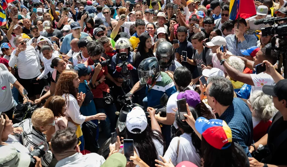 La Oposición Venezolana: Del Activismo Callejero a la Clandestinidad