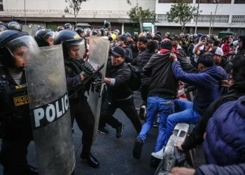 Ciudadanos de Perú exigen acción frente a la inseguridad