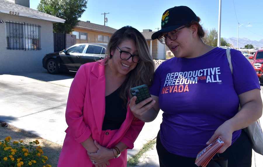 La comunidad latina en Nevada apoya la protección del aborto
