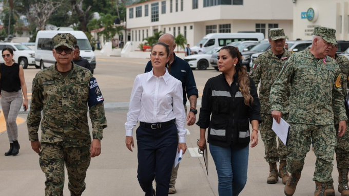 Sheinbaum alerta a Oaxaca y Guerrero por la depresión tropical Once-E; pide buscar refugios