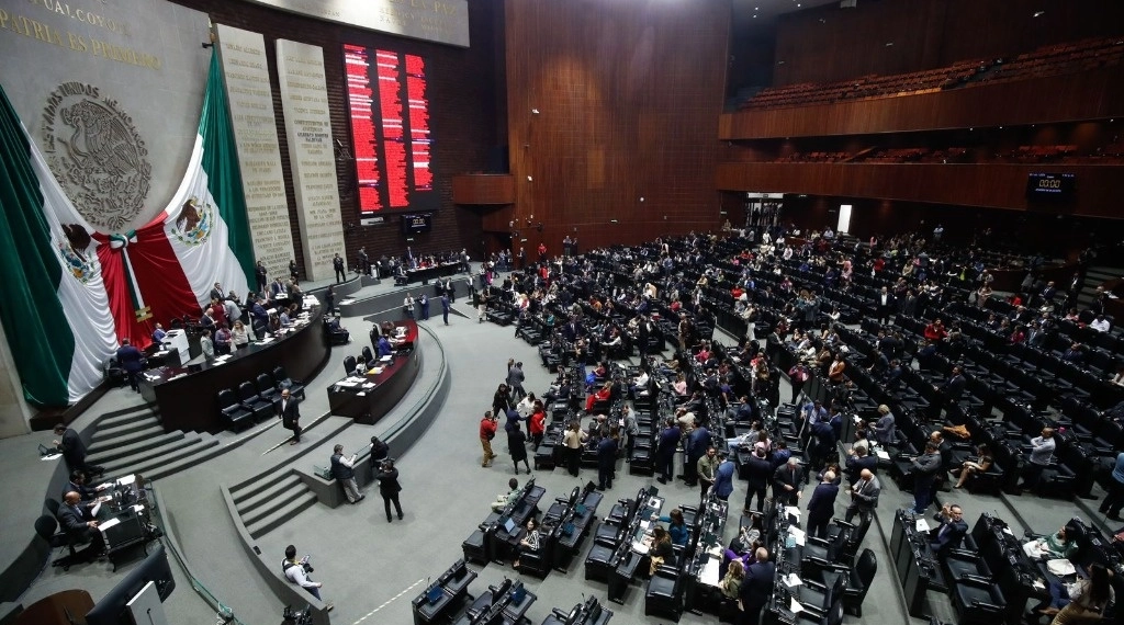 San Lázaro ratifica a Pemex y CFE como empresas públicas del Estado