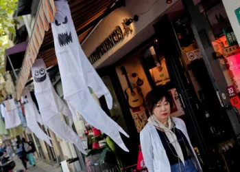 Shanghái restringe Halloween para evitar protestas disfrazadas