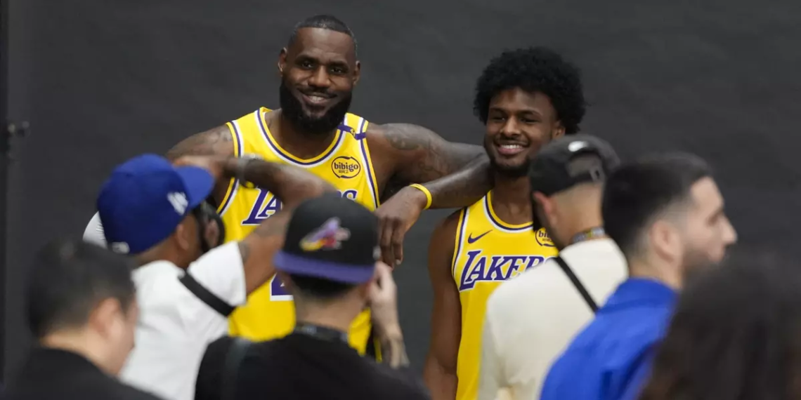 LeBron James comienza una nueva etapa entrenando con su hijo Bronny en los Lakers