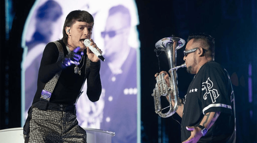 ¿Quién es Diana Esparragoza, la nueva pareja de Peso Pluma?