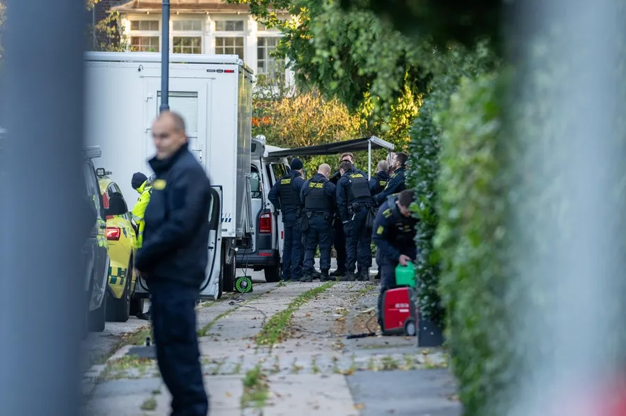 Tres jóvenes suecos fueron arrestados tras dos explosiones en el norte de Copenhague.