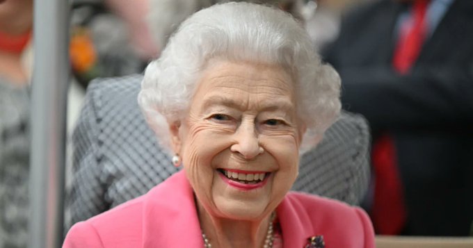 Isabel II tenía cáncer de huesos y era consciente de su muerte inminente