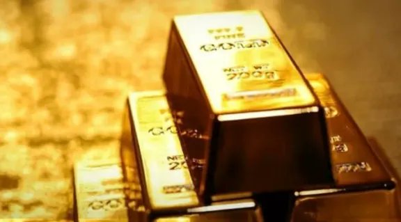 El precio del oro alcanza un nuevo récord y se eleva casi un 33% en el año
