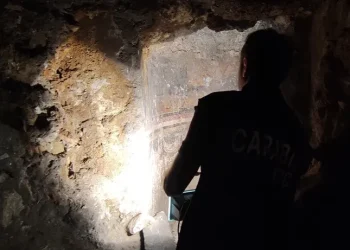 Descubren una iglesia medieval en Nápoles tras la detención de un ladrón