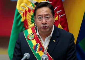 Mujer denuncia al presidente de Bolivia por acoso y abuso de poder
