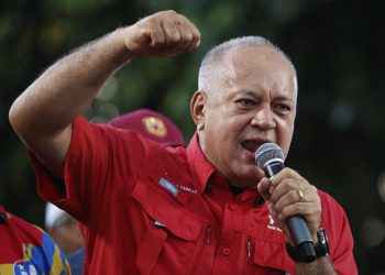 Cabello responde a Borrell y defiende la soberanía venezolana