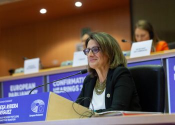 Populares y socialistas avanzan en negociaciones para desbloquear la Comisión Europea