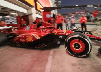 Ferrari marca el ritmo en la FP1 del GP de Qatar; Checo Pérez finaliza en el lugar 18